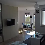 Apartment Oder Apartments- Private Parking *