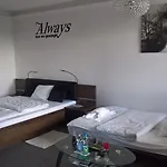 Oder Apartments- Private Parking シュチェチン