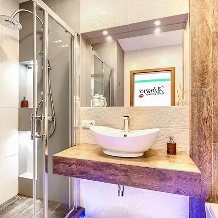 Top Oder Apartment