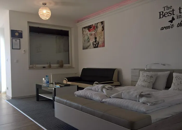 Oder Apartments- Private Parking アパート