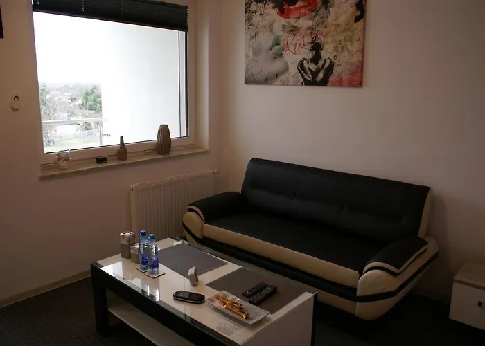 Oder Apartments- Private Parking * シュチェチン